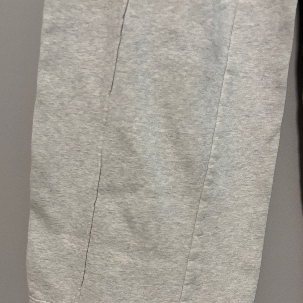 Victoria's Secret Gray Wide Leg Pants - Picture 4 of 5